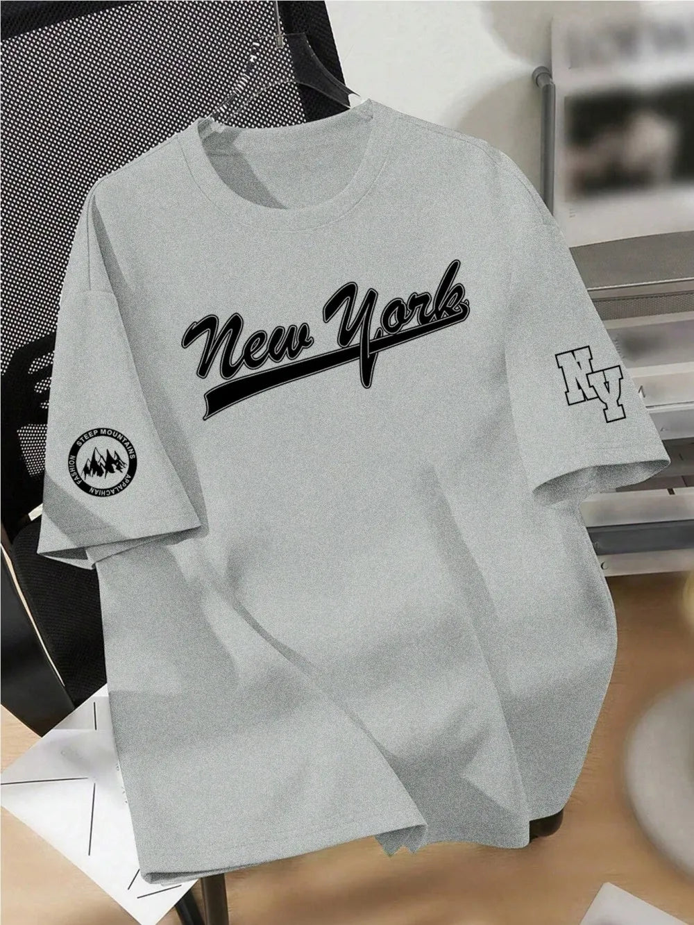 New men's summer design letter print soft and breathable round neck T-shirt