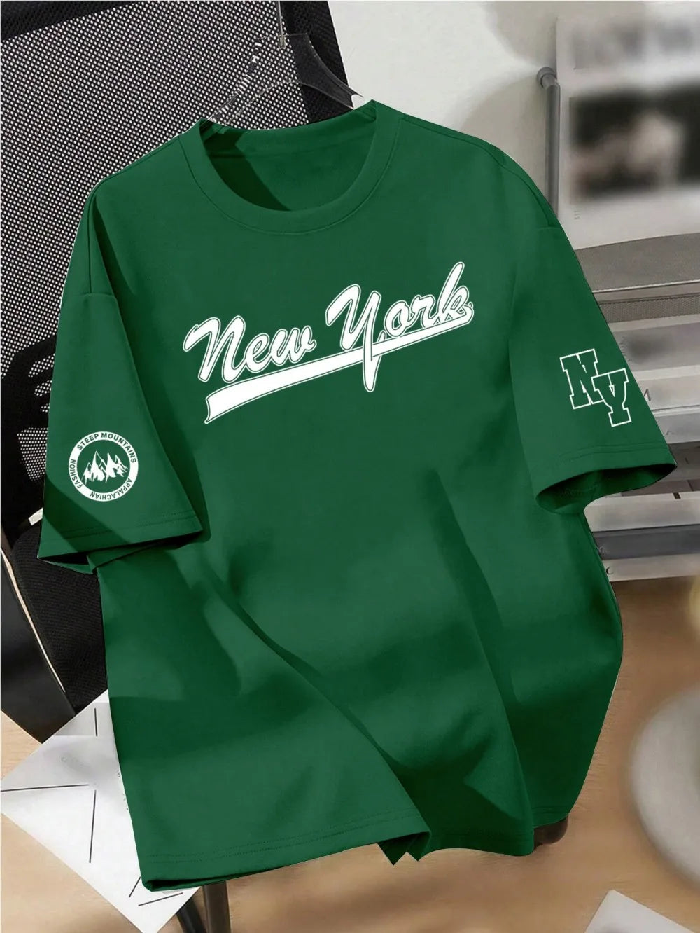 New men's summer design letter print soft and breathable round neck T-shirt