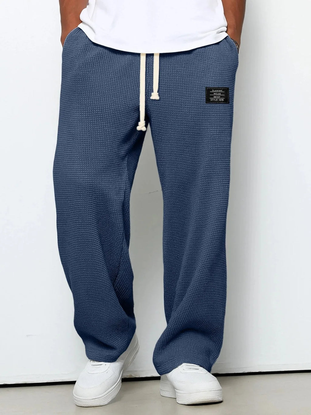 Straight-leg sweatpants