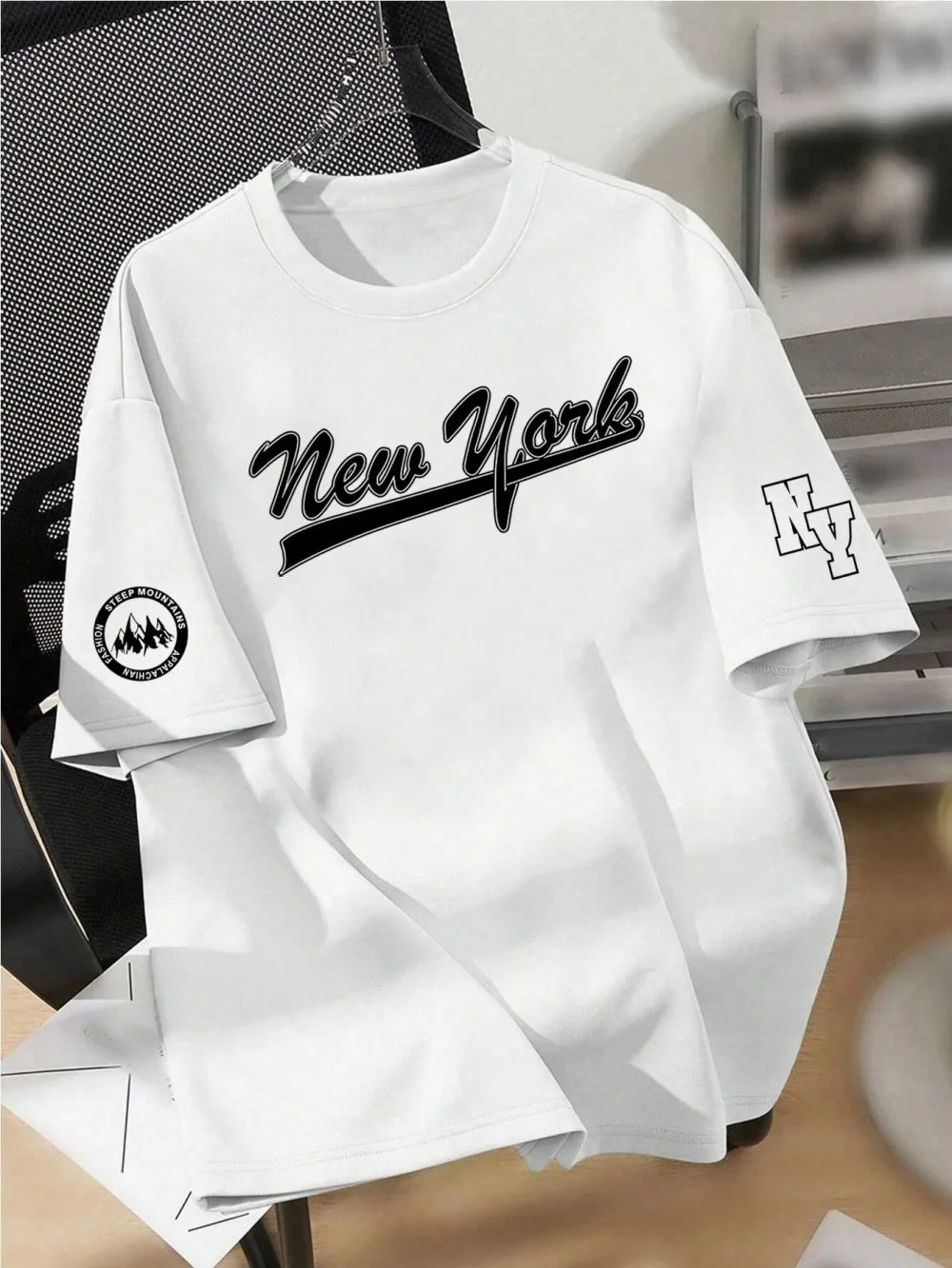 New men's summer design letter print soft and breathable round neck T-shirt