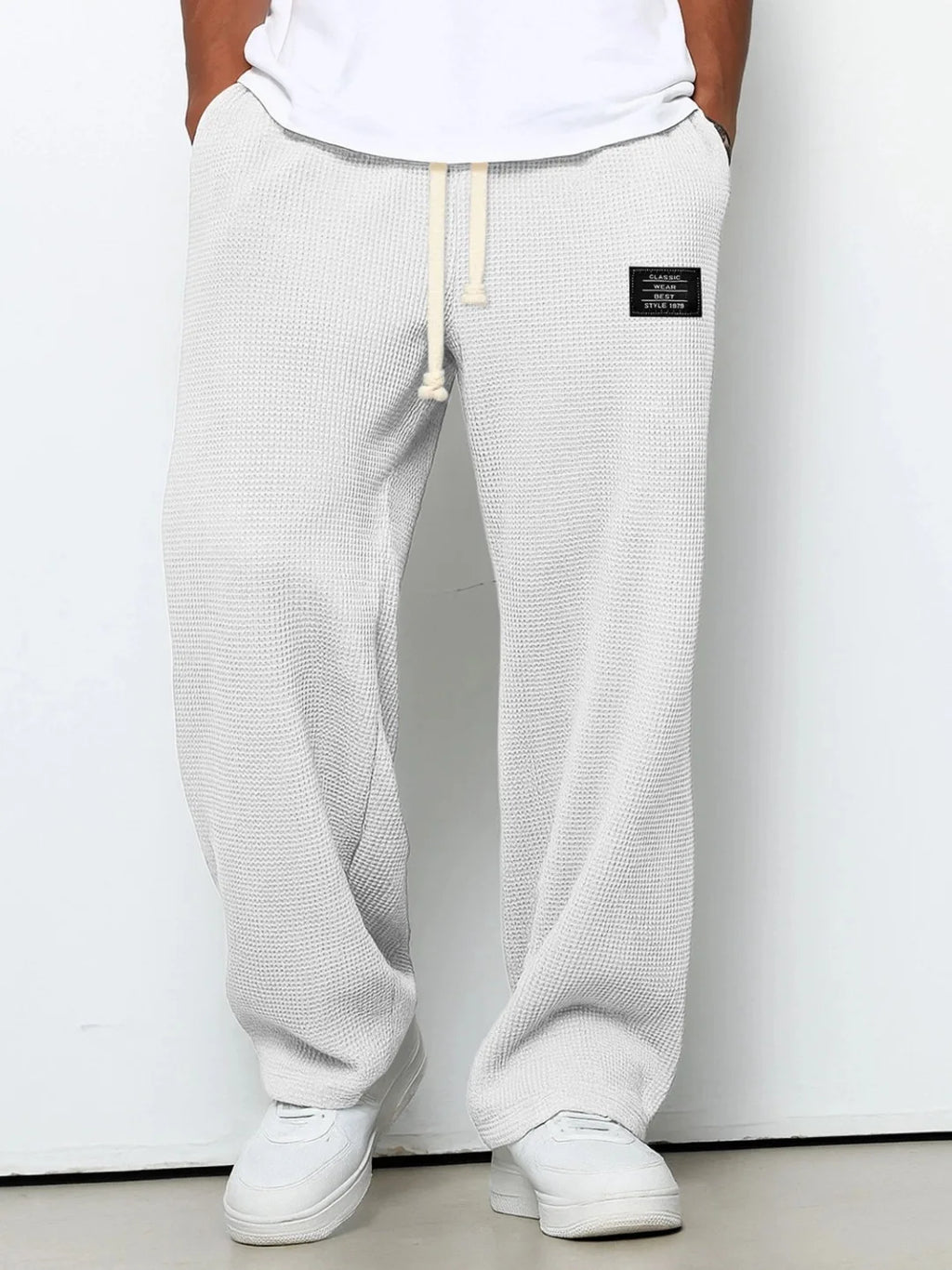 Straight-leg sweatpants